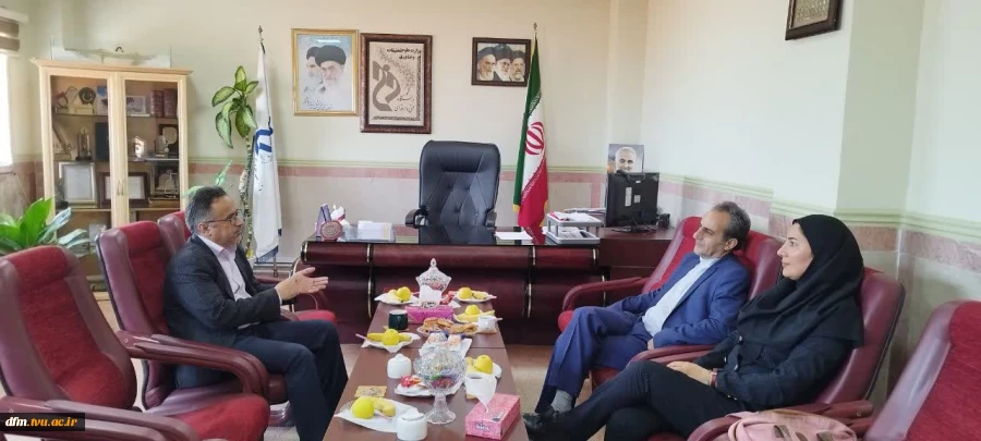 بازدید دکتر طالبی مدیرکل دفتر همکاری‌های علمی و بین‌المللی دانشگاه فنی و حرفه‌ای از دانشکده فنی و حرفه ای محمودآباد 2