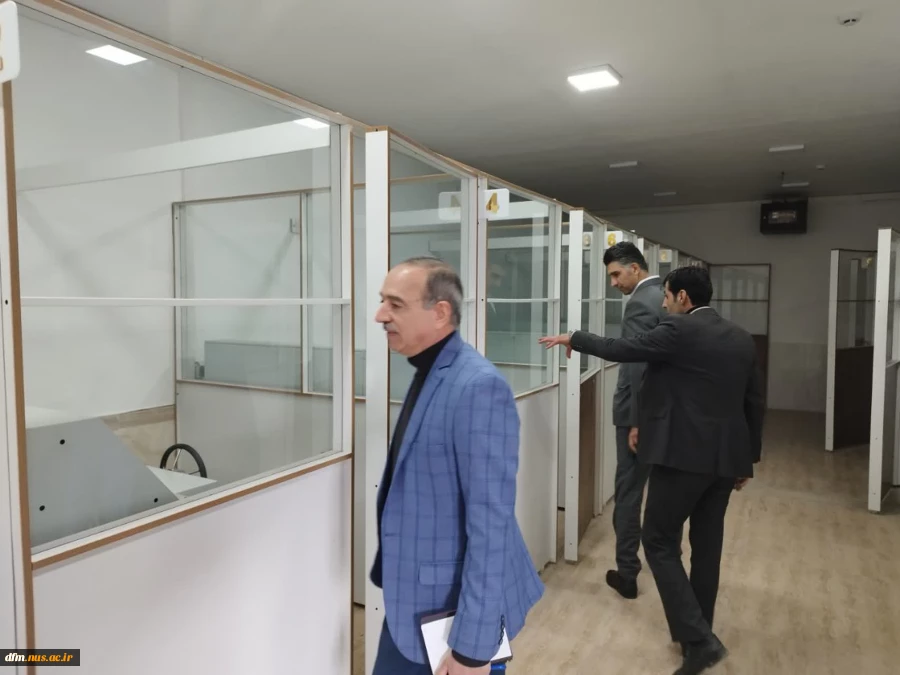 بازدید کاپیتان فراهانی و هیات همراه از تجهیزات و کارگاه های دریایی دانشکده ملی مهارت محمودآباد 13