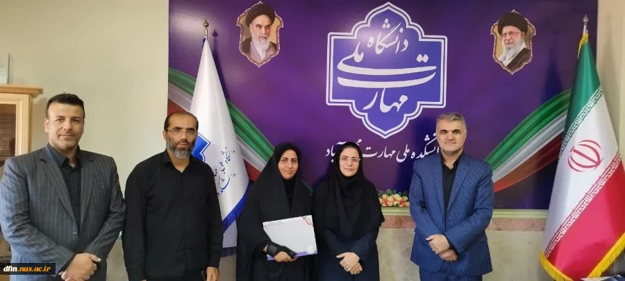 تجلیل از همکاران خانم شاغل در دانشکده  به مناسبت عفاف و حجاب  4