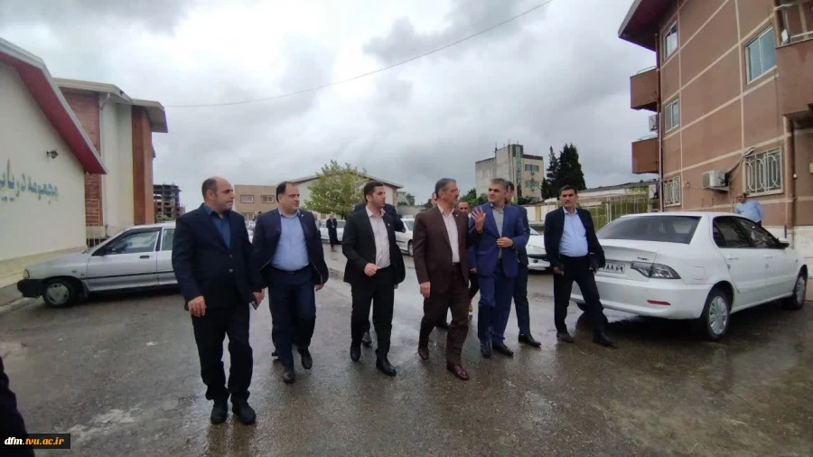 بازدید دکتر زمانی، ریاست دانشگاه ملی مهارت کشور از دانشکده  7