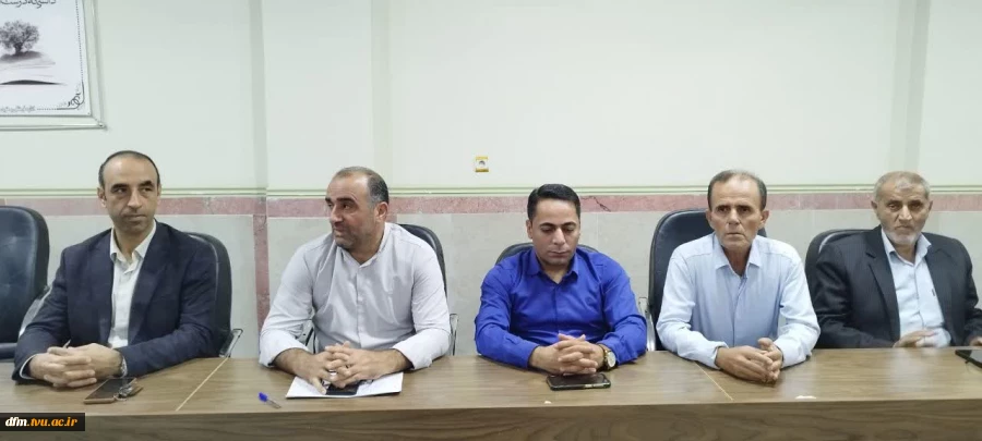 مراسم گرامیداشت هفته دفاع مقدس در دانشکده ملی مهارت محمودآباد برگزار شد 16