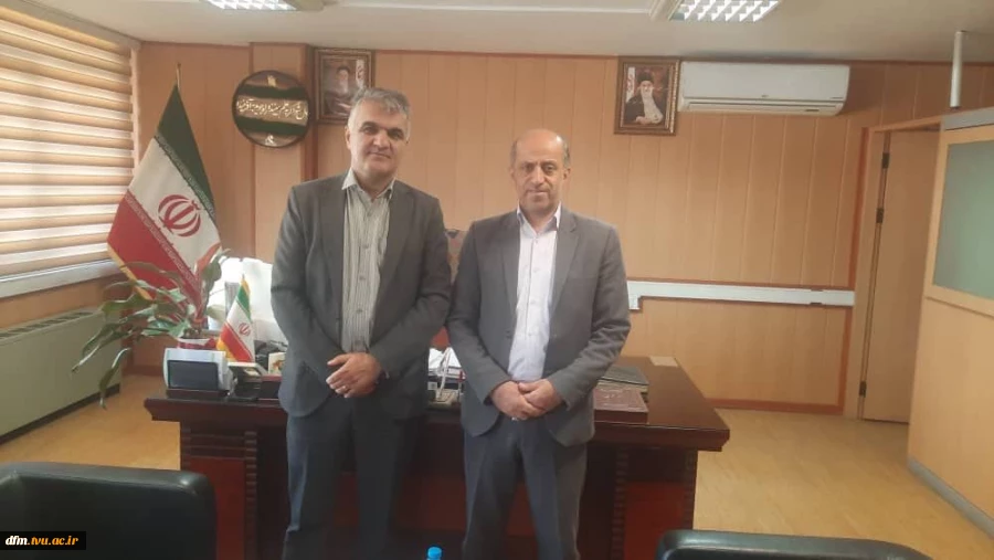 جلسه ریاست دانشکده با معاونت آموزش متوسطه وزارت آموزش و پرورش برگزار شد. 2