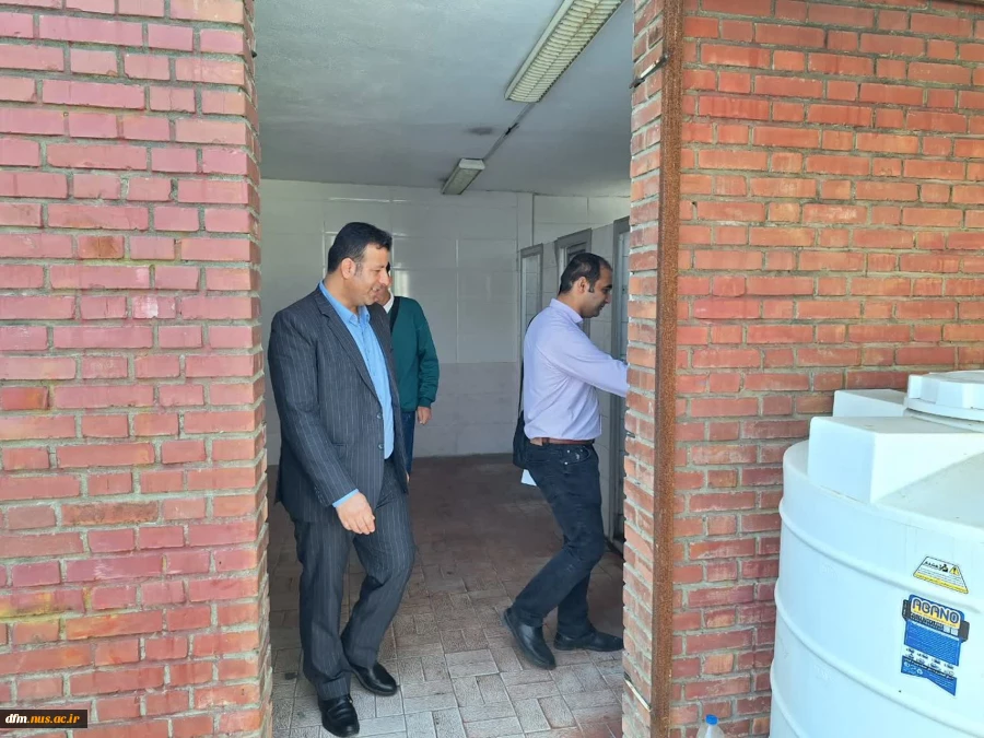 بازدید کارشناس شبکه بهداشت از دانشکده 5