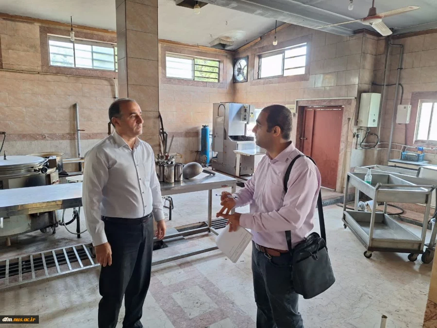 بازدید کارشناس شبکه بهداشت از دانشکده 8