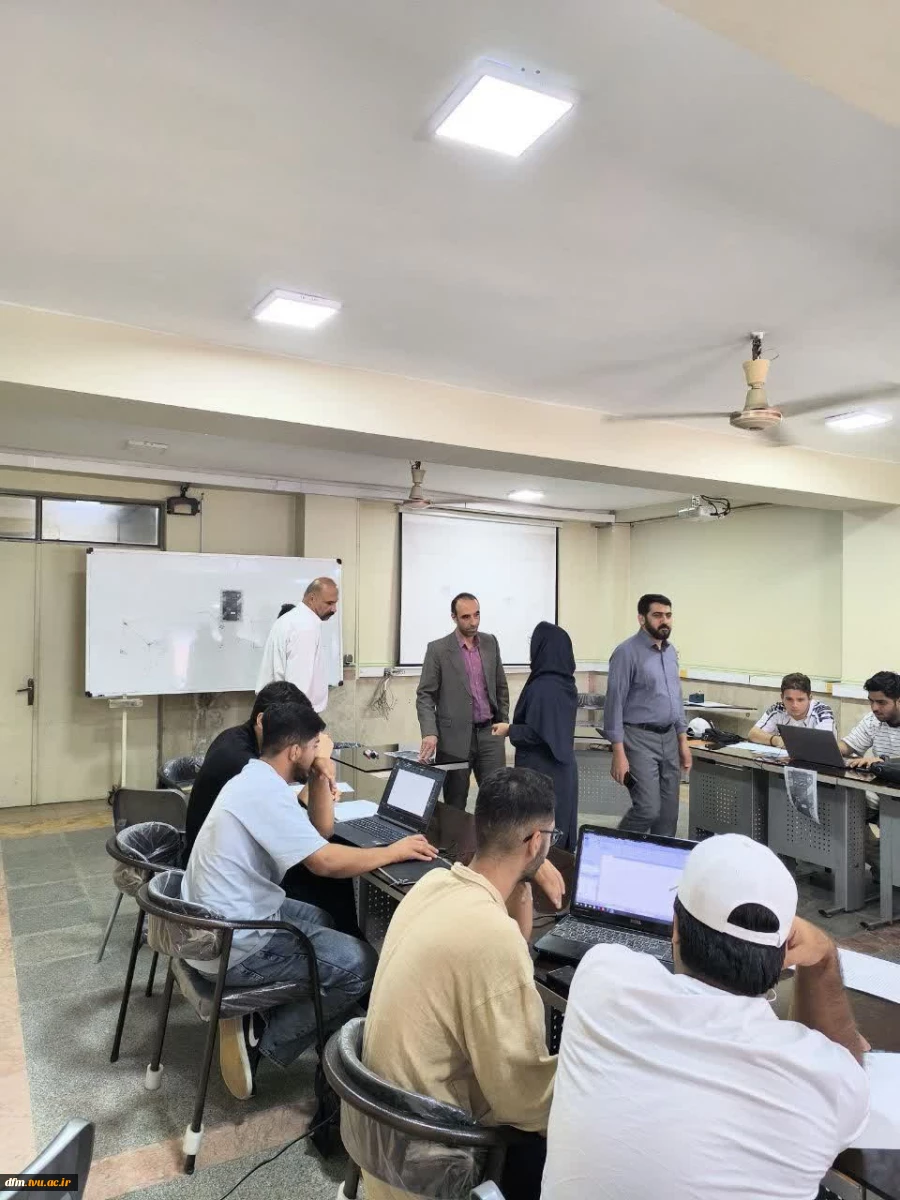 مسابقه طراحی غرفه در دانشکده برگزار شد 11