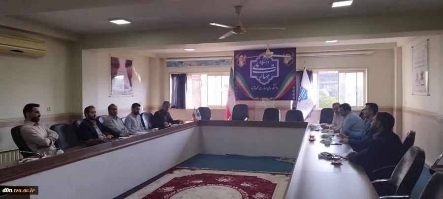 جلسه مدیران گروه برگزار شد 6