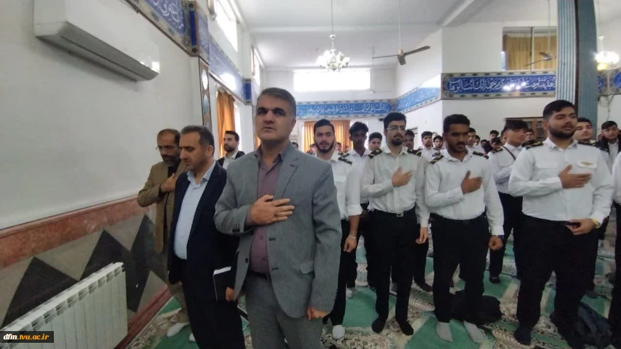 جلسه توجیهی دانشجویان جدید الورود در دانشکده برگزار شد 12