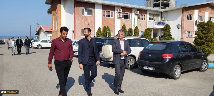 دیدار رئیس اداره ورزش و جوانان محمودآباد  با رئیس دانشکده 9