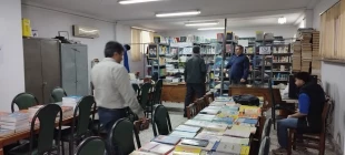 برگزاری نمایشگاه کتاب در کتابخانه دانشکده به مناسبت هفته کتاب 6