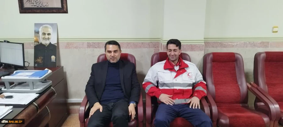دیدار رئیس جمعیت هلال احمر شهرستان محمودآباد با ریاست دانشکده 3