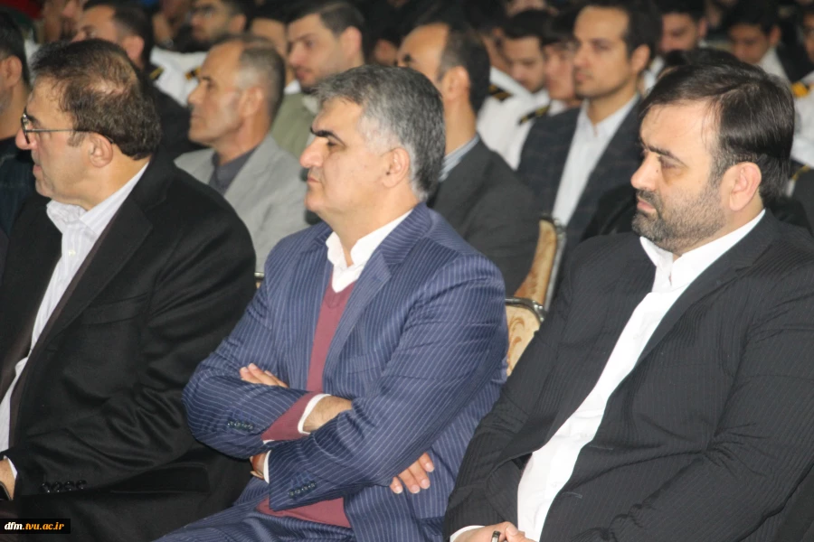 مراسم روز دانشجو با حضور معاون تشریفات نهاد ریاست جمهوری در دانشکده ملی مهارت محمودآباد برگزار شد 11