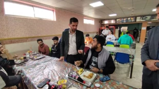 به مناسبت روز دانشجو؛
 رئیس دانشگاه ملی مهارت استان  از سلف سرویس دانشکده ملی مهارت محمودآباد بازدید کرد 6