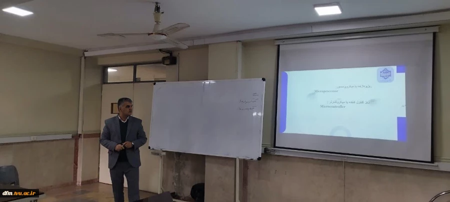 کارگاه آموزشی  حضوری و وبیناری ارتباط میکروکنترلرها با صنعت در دانشکده برگزار شد 3