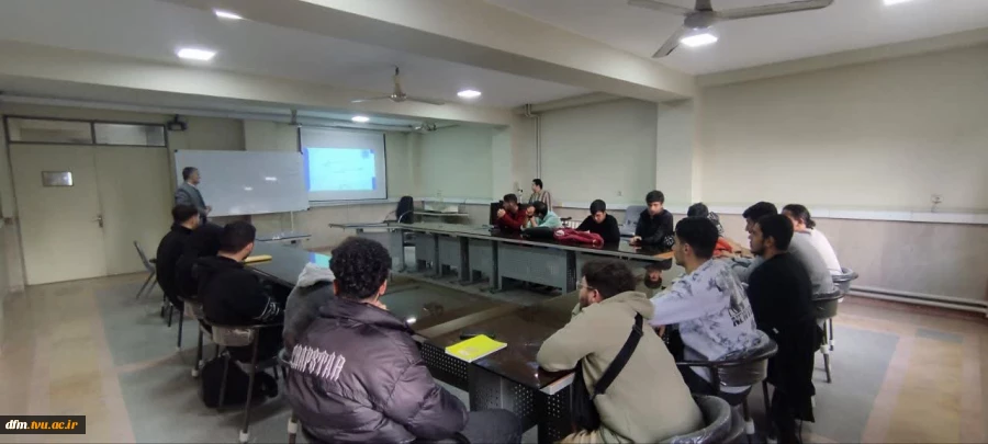 کارگاه آموزشی  حضوری و وبیناری ارتباط میکروکنترلرها با صنعت در دانشکده برگزار شد 9