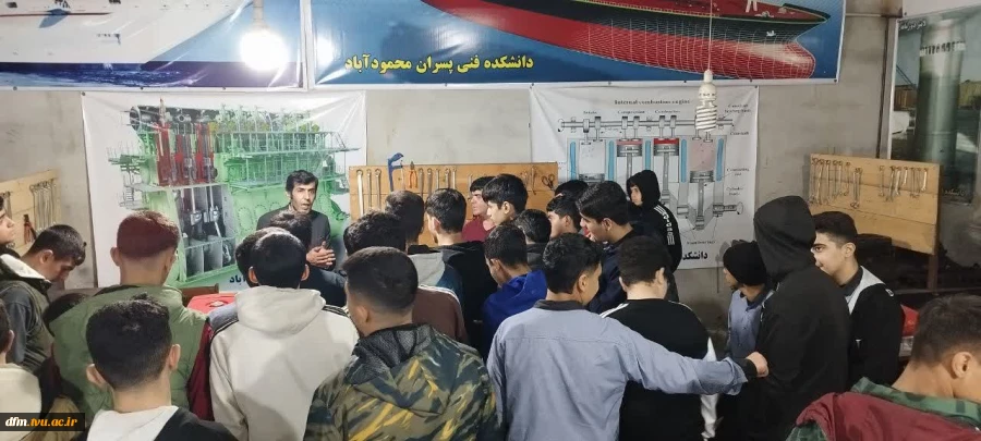 بازدید دانش‌آموزان مدرسه شایستگان از  دانشکده 4