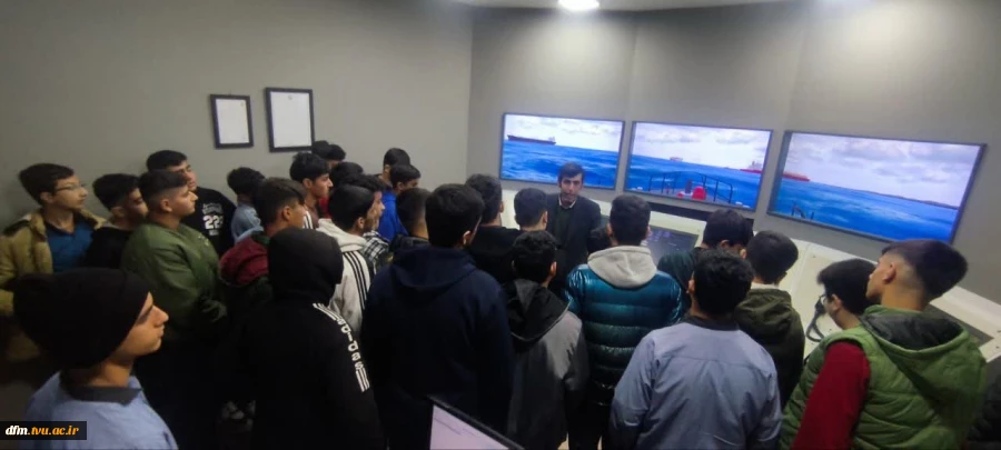 بازدید دانش‌آموزان مدرسه شایستگان از  دانشکده 6