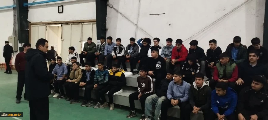 بازدید دانش‌آموزان مدرسه شایستگان از  دانشکده 7