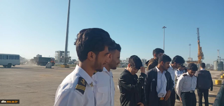 برگزاری اردوی راهیان پیشرفت در بندر فریدونکنار 5