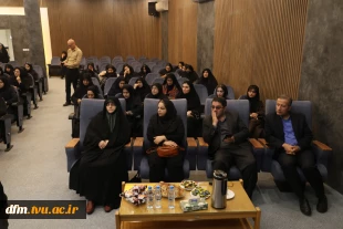 از خانم سلیمانی به مناسبت روز زن تجلیل به عمل آمد 3