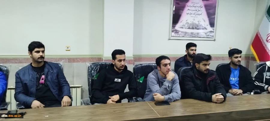 کلاس درس کارآفرینی با حضور مدیرکل  سازمان اموال و املاک بنیاد مستضعفان مازندران در دانشکده برگزار شد 8