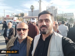 حضور جمعی از کارکنان دانشکده در راهپیمایی 22 دی ماه 2