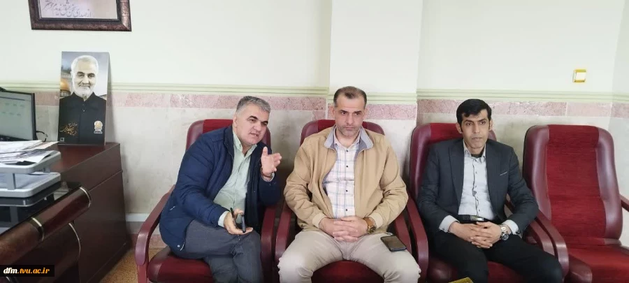 جلسه شورای آموزشی در دفتر ریاست برگزار شد 3