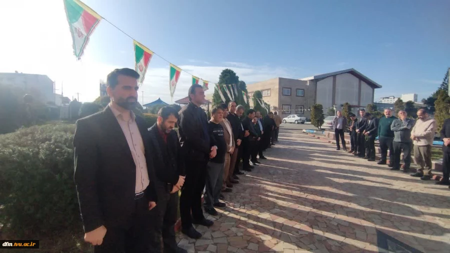 زنگ انقلاب در دانشکده به صدا در آمد 5