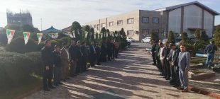 زنگ انقلاب در دانشکده به صدا در آمد 8