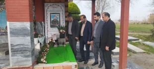دیدار رئیس دانشکده با خانواده شهید والامقام مهندس سعید محمودی 3