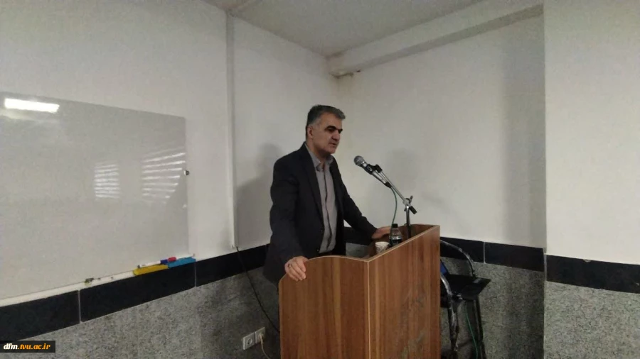 همایش جهاد تبیین با حضور معاون سیاسی امنیتی فرمانداری محمودآباد در دانشکده  برگزار شد 2