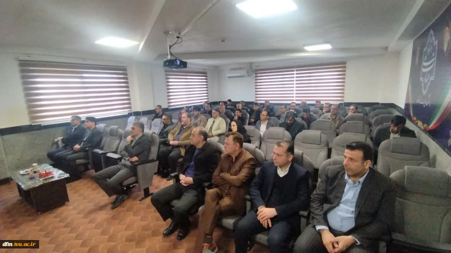 همایش جهاد تبیین با حضور معاون سیاسی امنیتی فرمانداری محمودآباد در دانشکده  برگزار شد 4