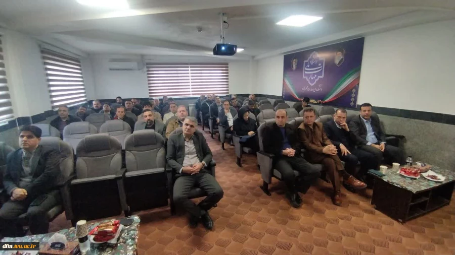 همایش جهاد تبیین با حضور معاون سیاسی امنیتی فرمانداری محمودآباد در دانشکده  برگزار شد 8