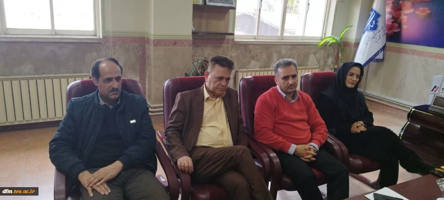 نشست هم‌اندیشی اعضای هیئت علمی دانشکده برگزار شد 3