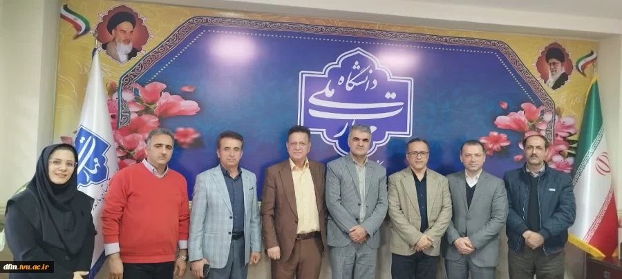 نشست هم‌اندیشی اعضای هیئت علمی دانشکده برگزار شد 4