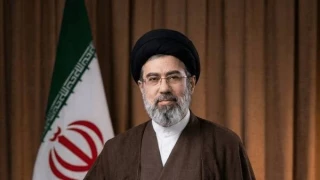 پیام مقام معظم رهبری  به مناسبت آغاز سال نو