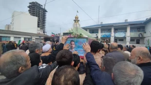 حضور ریاست و جمعی از کارکنان دانشکده در مراسم تشییع پیکر ر شهید ناوچه دنا  5