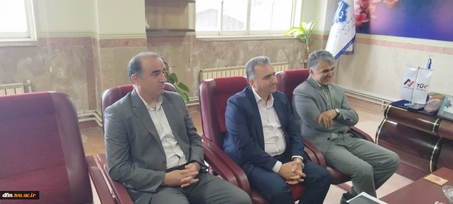 دیدار معاونت اداری، مالی و مدیریت منابع دانشگاه ملی مهارت  با ریاست دانشکده 3
