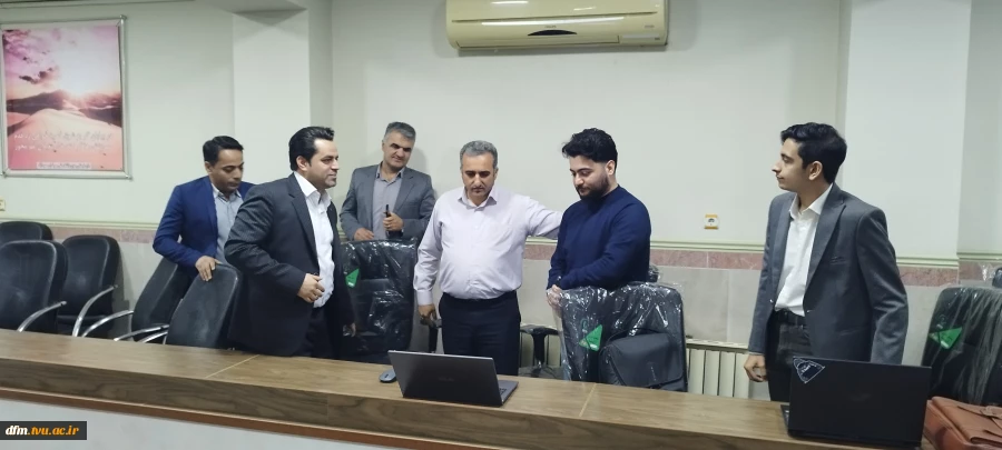 بازدید مدیر کل  مرکز توسعه و امنیت فناوری اطلاعات و هوشمندسازی دانشگاه ملی مهارت  از انستیتوی هوش مصنوعی دانشکده  4