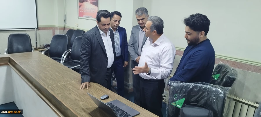 بازدید مدیر کل  مرکز توسعه و امنیت فناوری اطلاعات و هوشمندسازی دانشگاه ملی مهارت  از انستیتوی هوش مصنوعی دانشکده  7