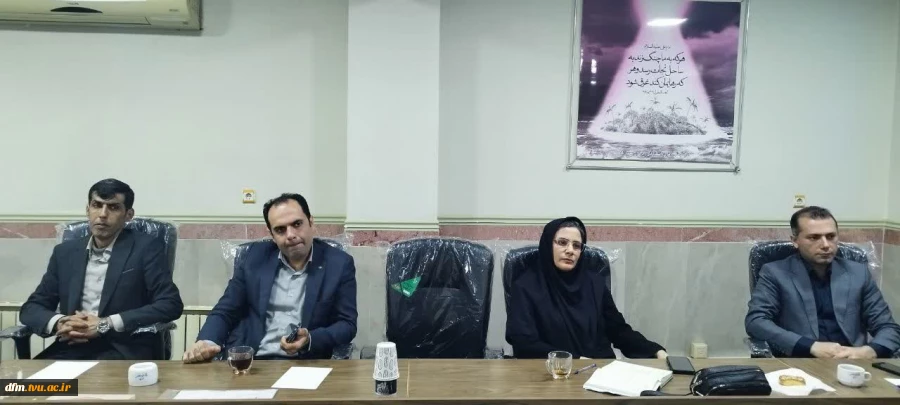 جلسه اعضای هیات علمی  و مدیران گروه با رییس دانشگاه  4