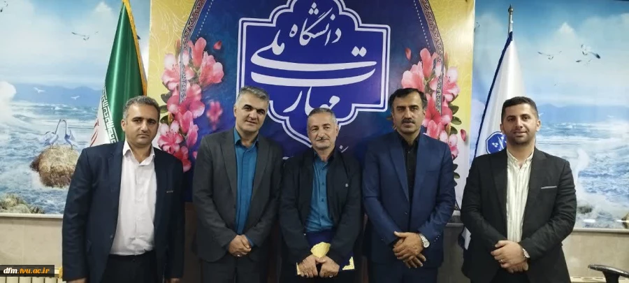 جلسه اعضای هیات علمی  و مدیران گروه با رییس دانشگاه  10