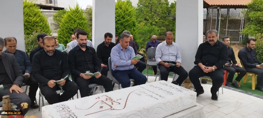 مراسم معنوی زیارت عاشورا در جوار مرقد مطهر شهید خوشنام دانشکده برگزار شد 7
