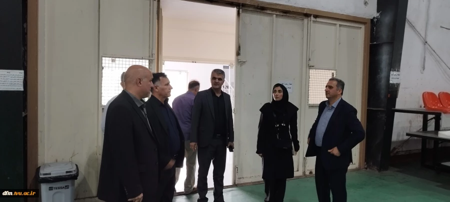 بازدید معاونت پژوهشی دانشکده از کارگاه  های دریایی دانشکده  4