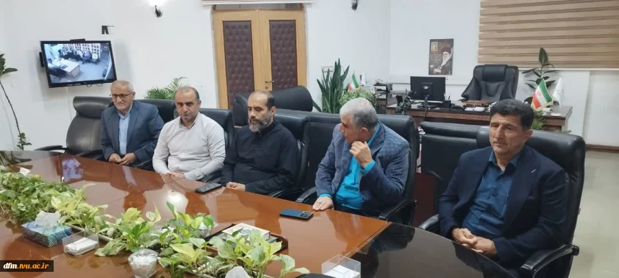 دیدار ریاست و اعضای هیات رئیسه با فرماندار شهرستان محمودآباد 6