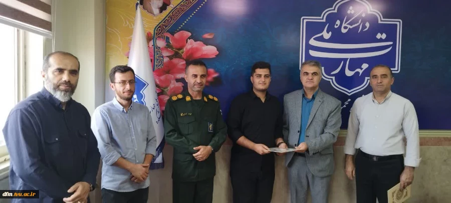 مراسم تودیع و معارفه فرمانده بسیج دانشجویی شهید فرزانه دانشکده 7